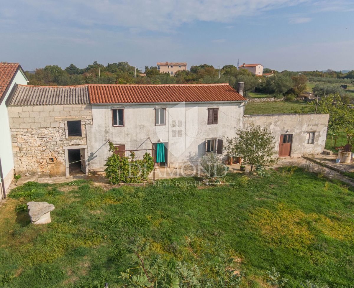 Dignano, dintorni, casa con ampio giardino