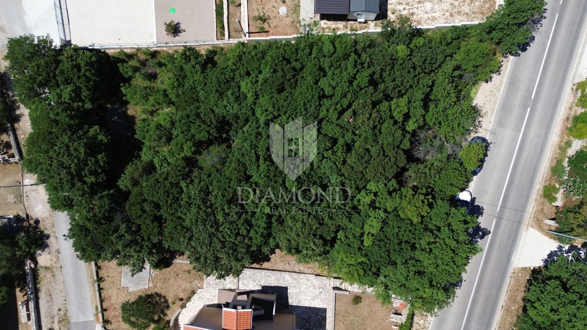 Labin, dintorni, terreno edificabile con vista mare