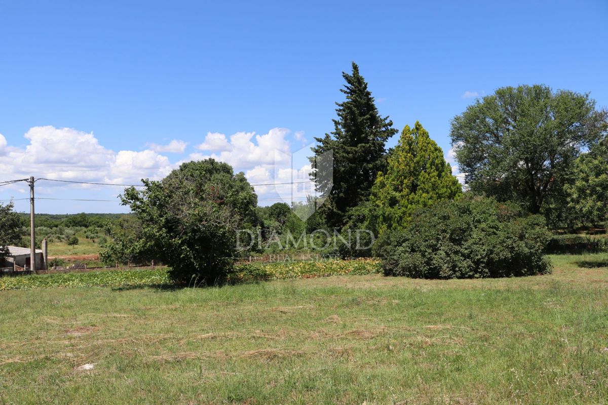 Terreno Barban, 1.692m2