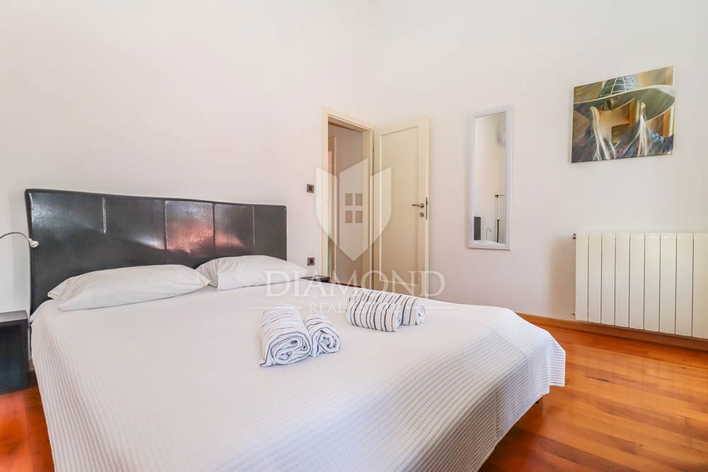 Banjole, prestigiosa villa a 300mt dal mare