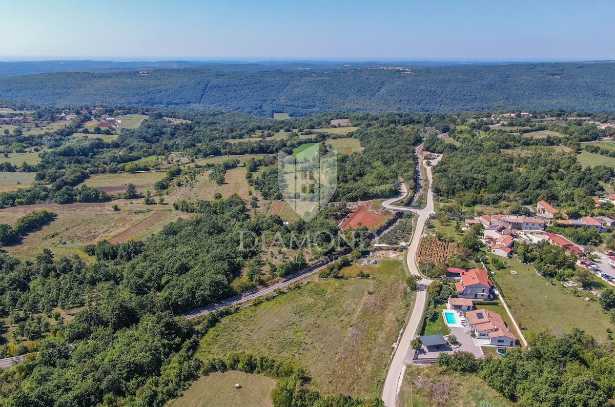 Gimino, dintorni, terreno ai margini del villaggio