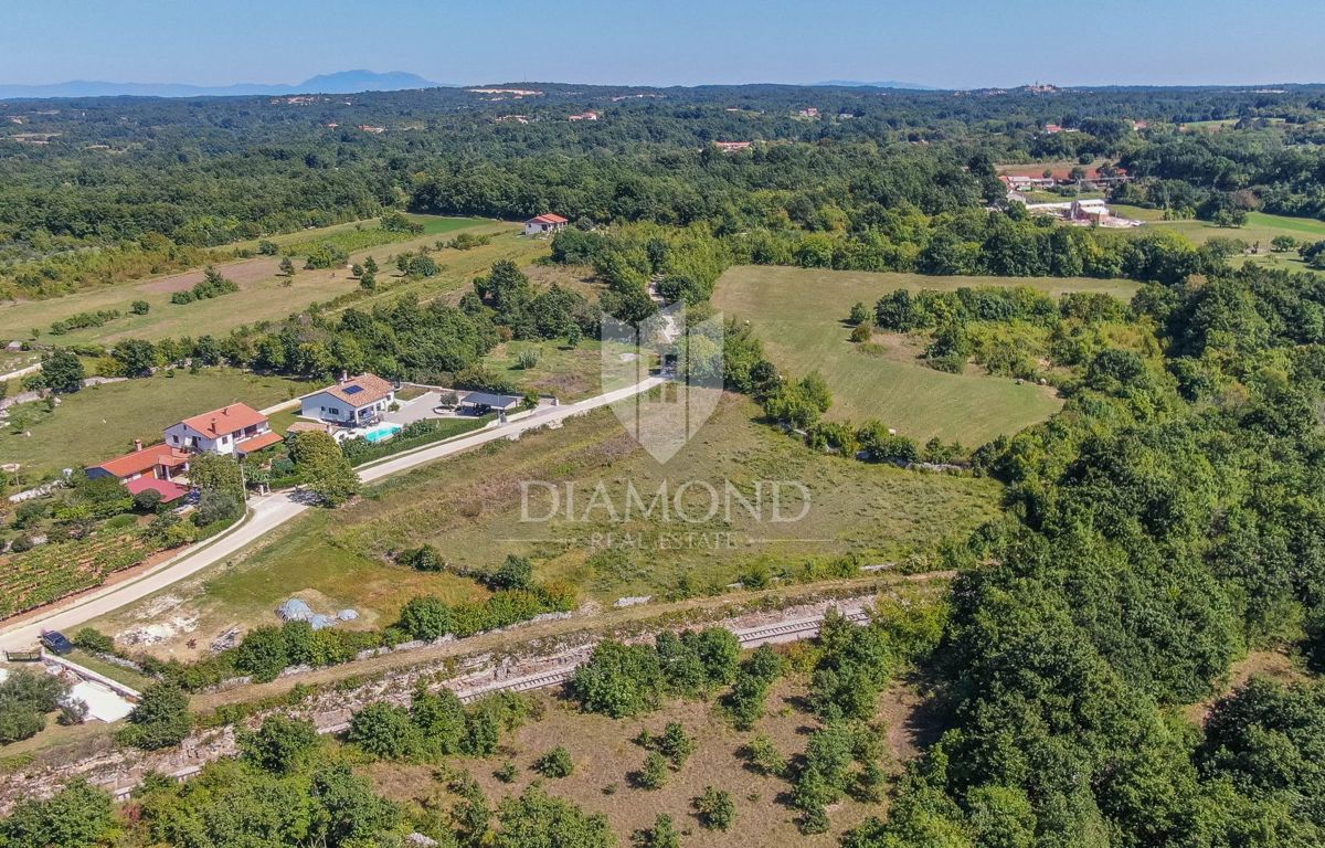 Gimino, dintorni, terreno ai margini del villaggio