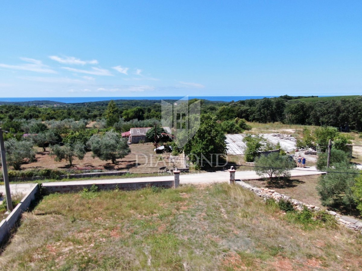 Rovigno, OCCASIONE! Terreno con vista sul mare