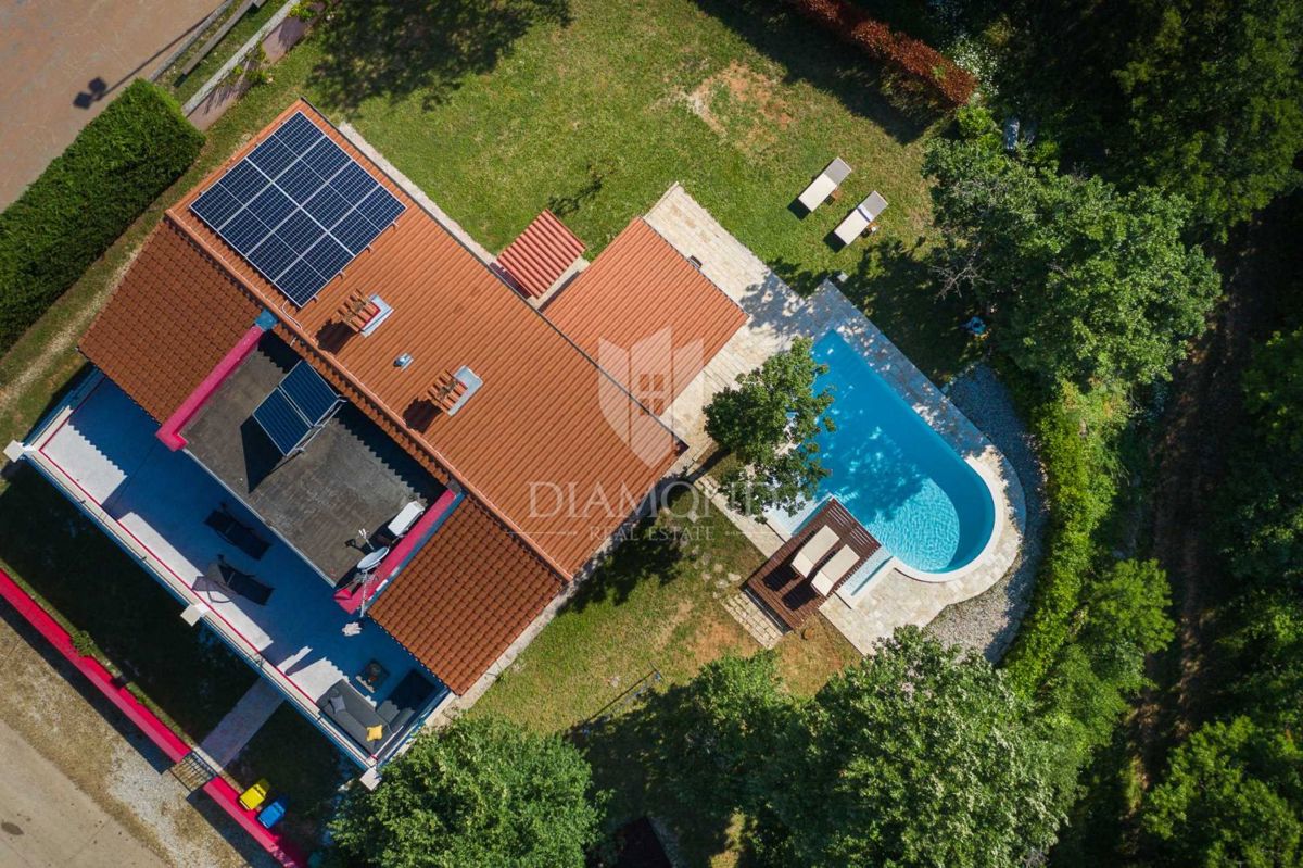 Barbana, dintorni, casa in una bella posizione