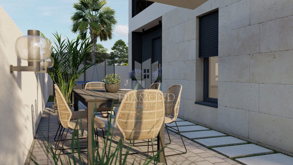 Appartamento con ampio giardino vicino a Pola, nuova costruzione!