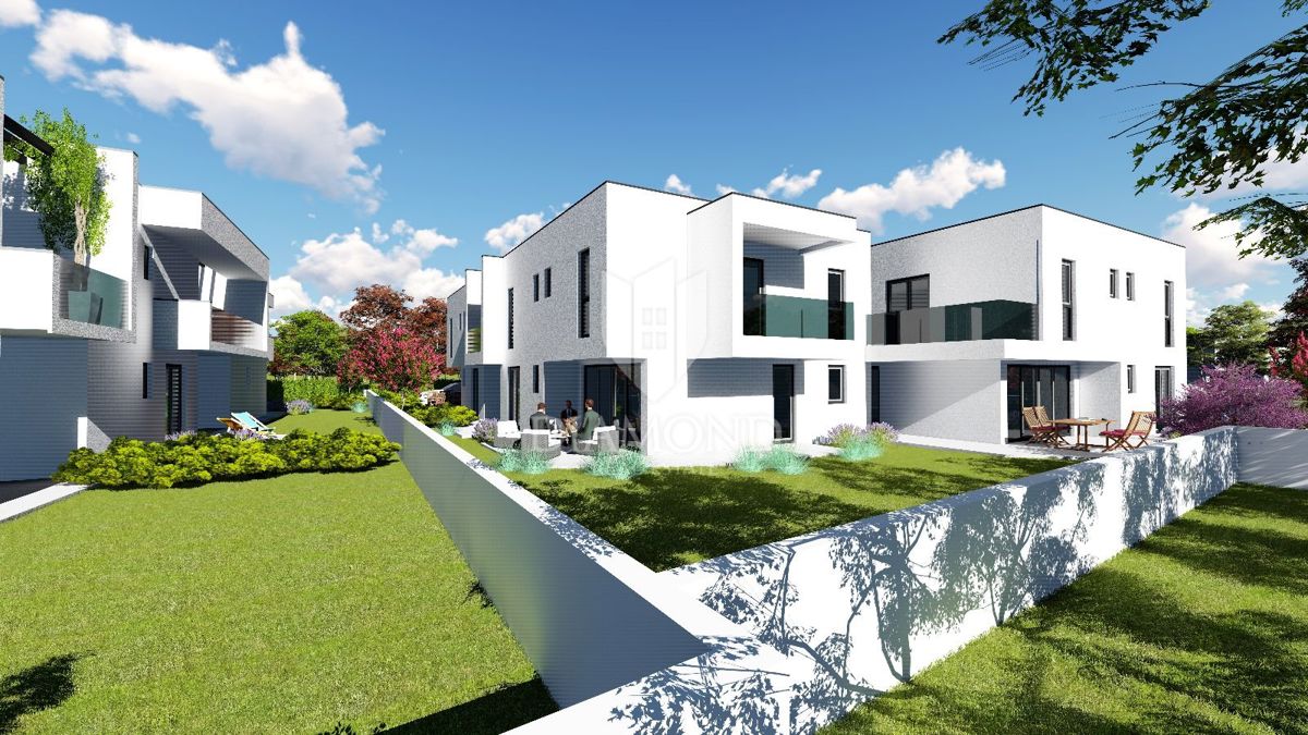 Cittanova, dintorni! Casa moderna in costruzione!