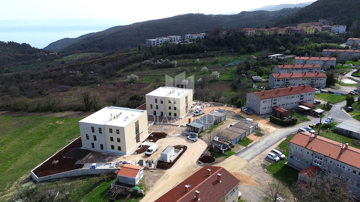 Labin, attico di lusso con vista mare 