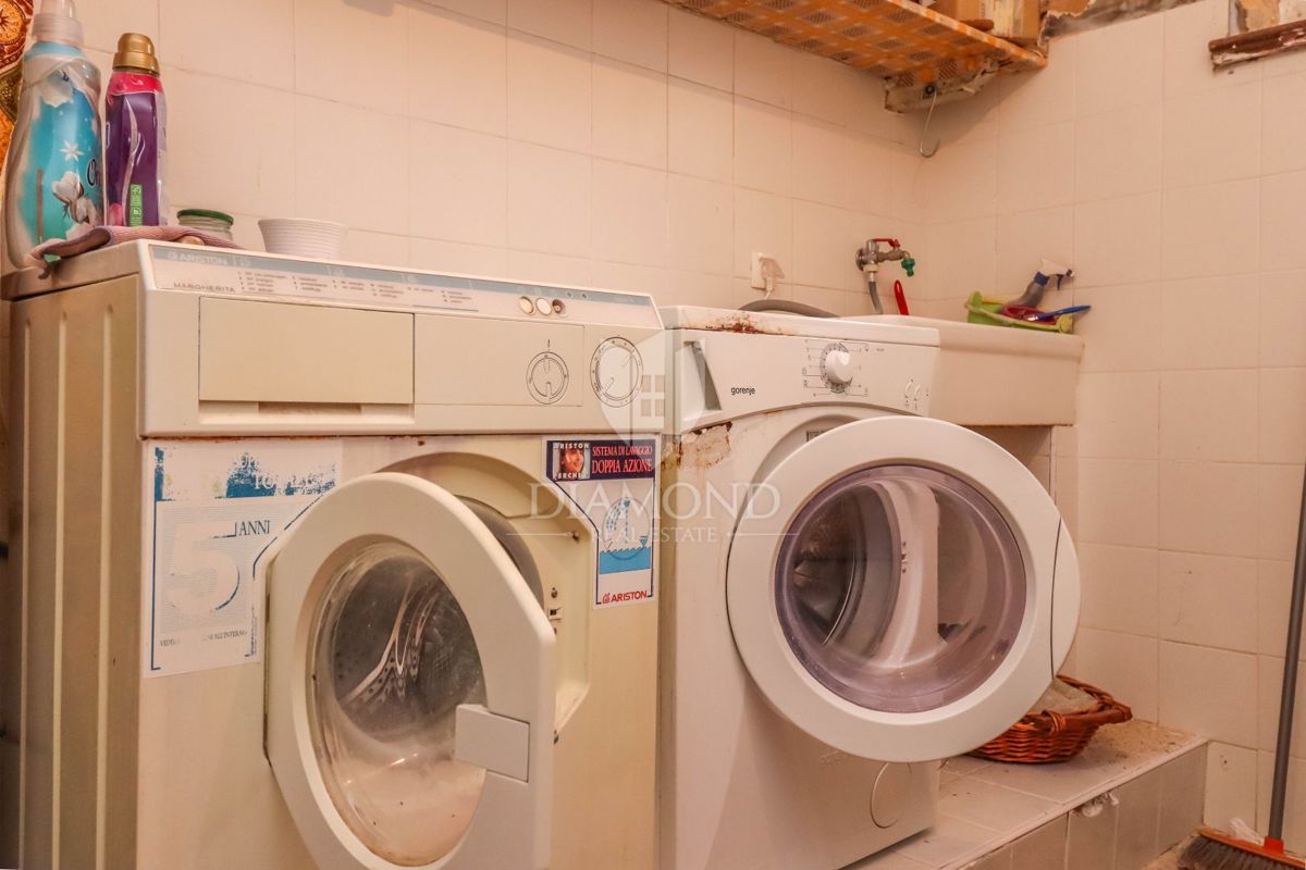 Umago, dintorni - Appartamento su due piani con vista sul mare!