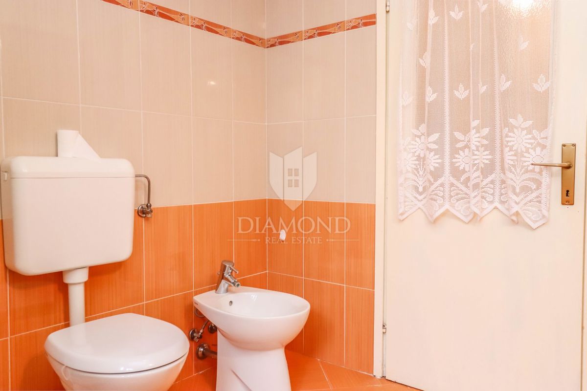 Umago, dintorni - Appartamento su due piani con vista sul mare!