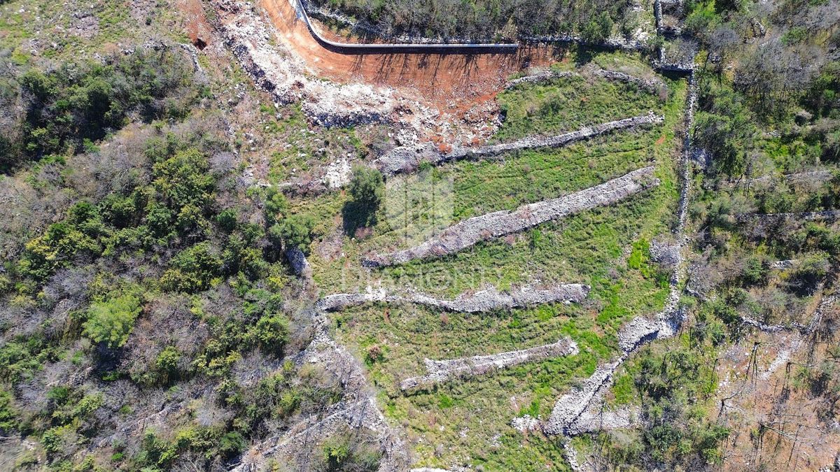 Labin, Rabac, terreno edificabile con vista mare 
