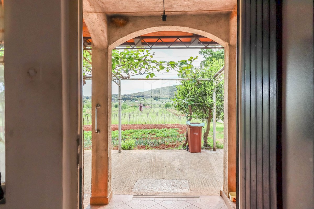 Rovigno, casa isolata vicino alla spiaggia