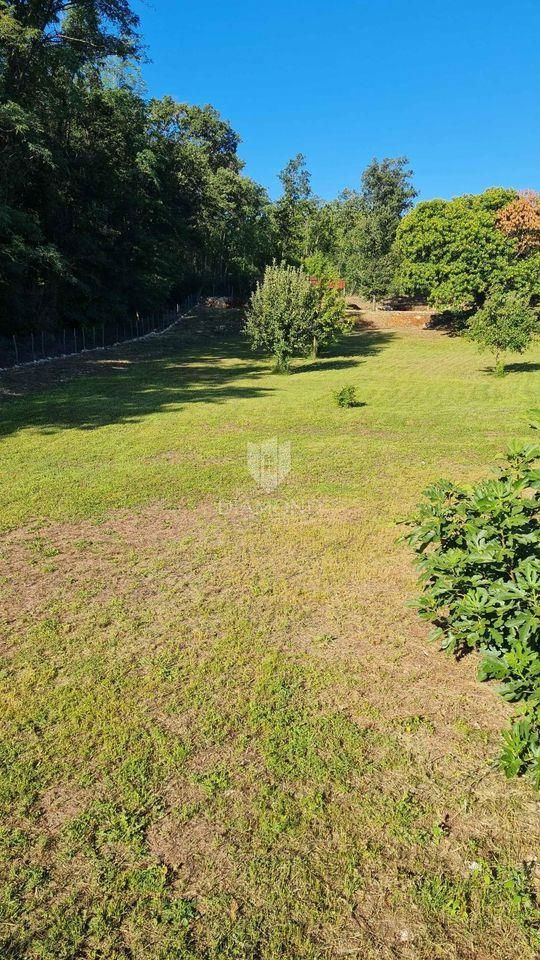 Labin, casa in pietra d'Istria in una posizione tranquilla 