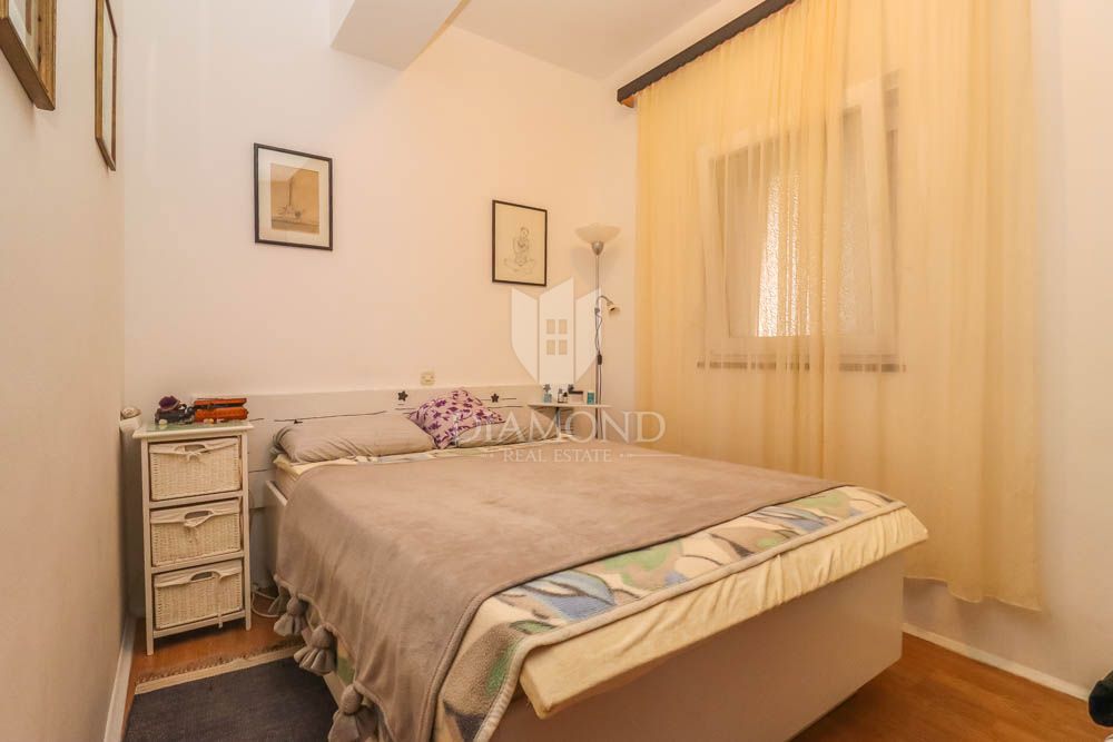 Casa con tre appartamenti a 300 metri dal mare vicino a Medolino! 