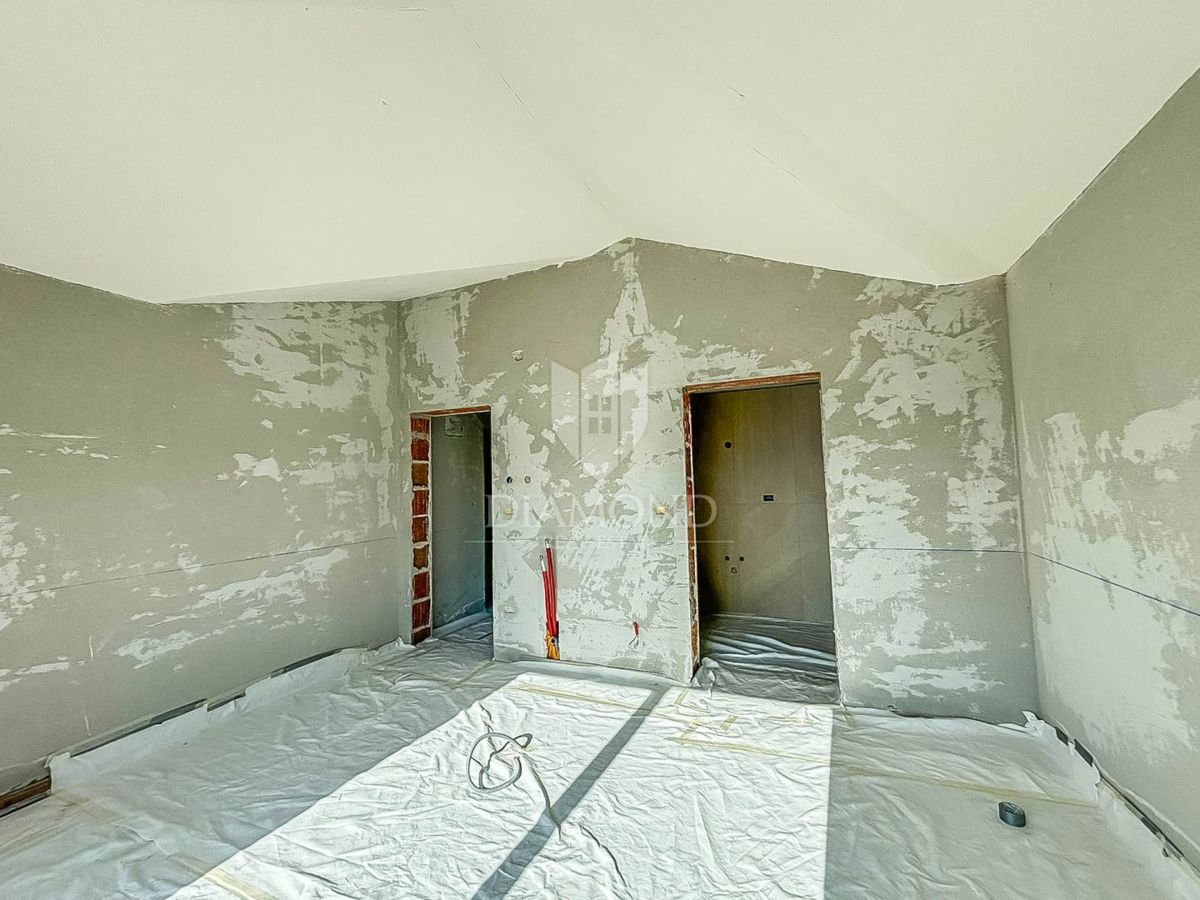 Istria, Eccezionale villa con piscina e vista mare a Momiano!