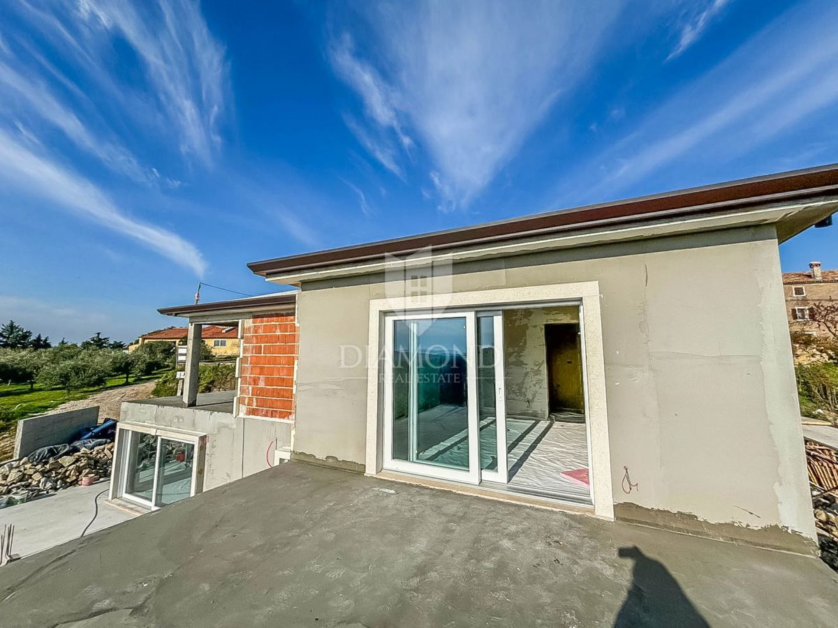 Istria, Eccezionale villa con piscina e vista mare a Momiano!