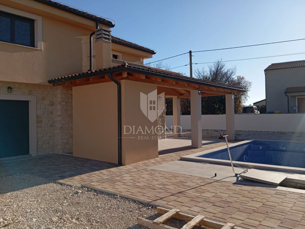 Svetvinčenat, casa fantastica in una posizione privilegiata 