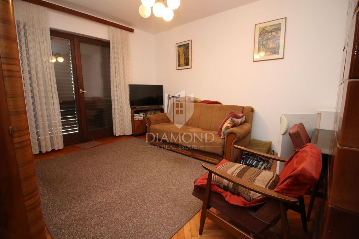 Labin, Rabac, palazzina 2a fila dal mare