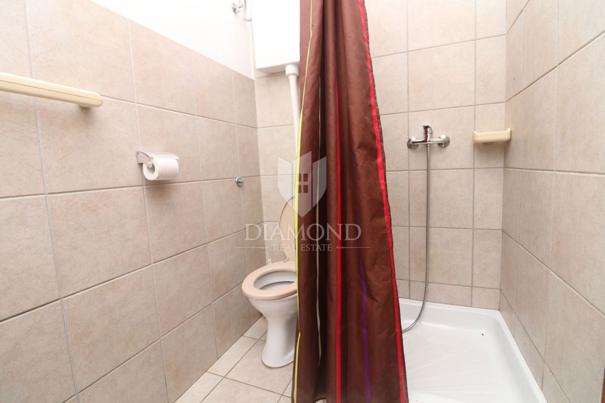 Labin, Rabac, palazzina 2a fila dal mare