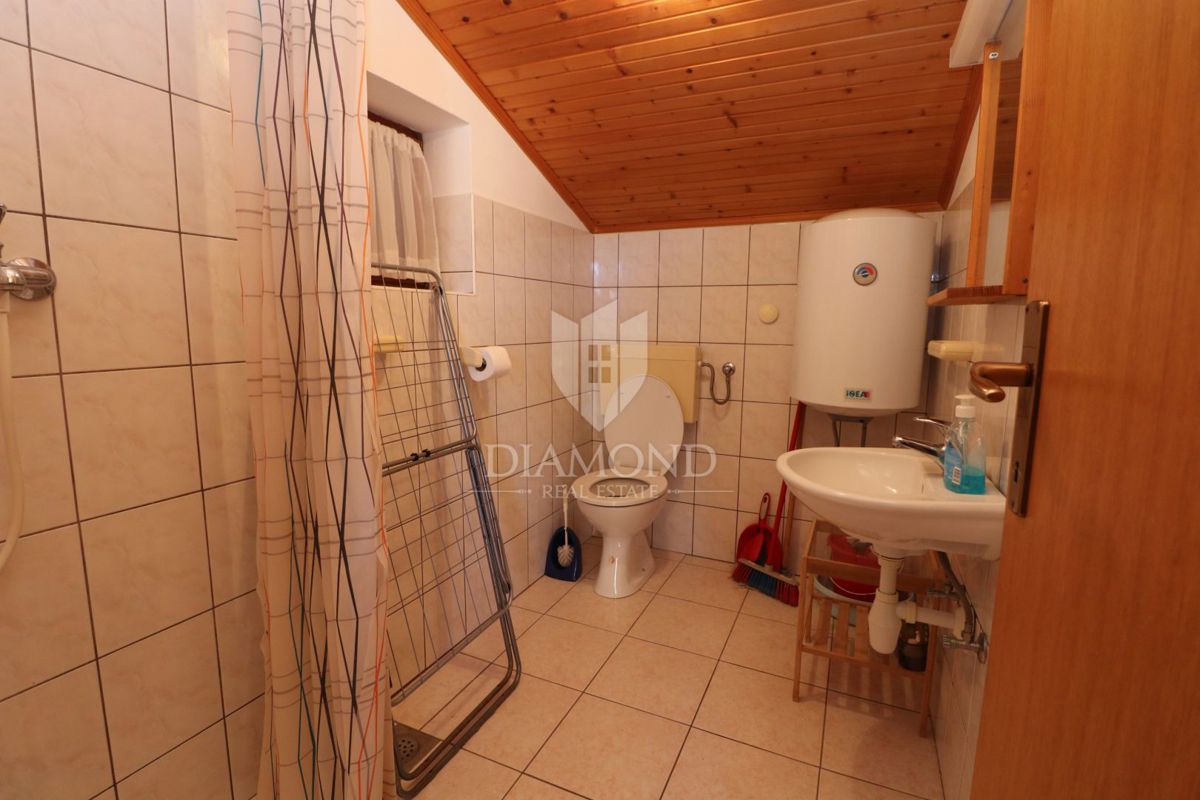 Labin, Rabac, palazzina 2a fila dal mare