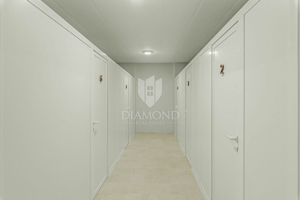 Cittanova, moderno appartamento di 120 m2 al piano terra con vista mare!