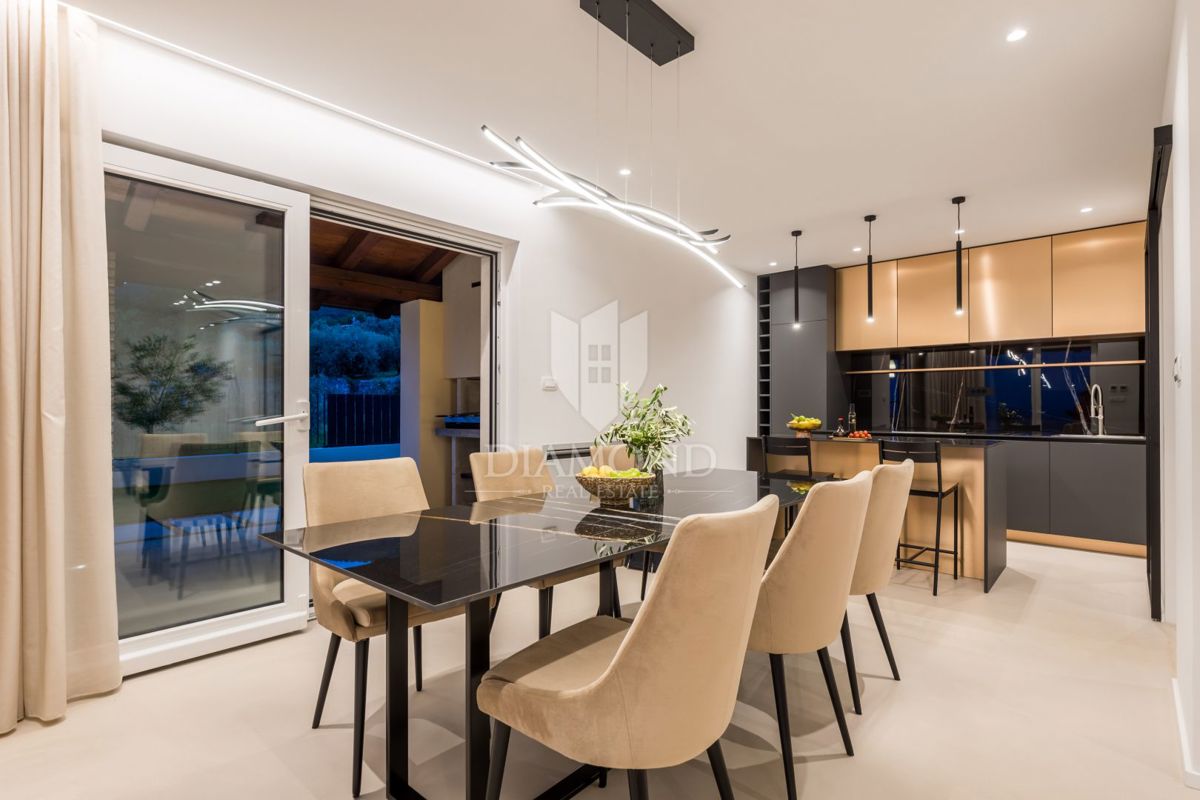 Casa Mošćenička Draga, 170m2