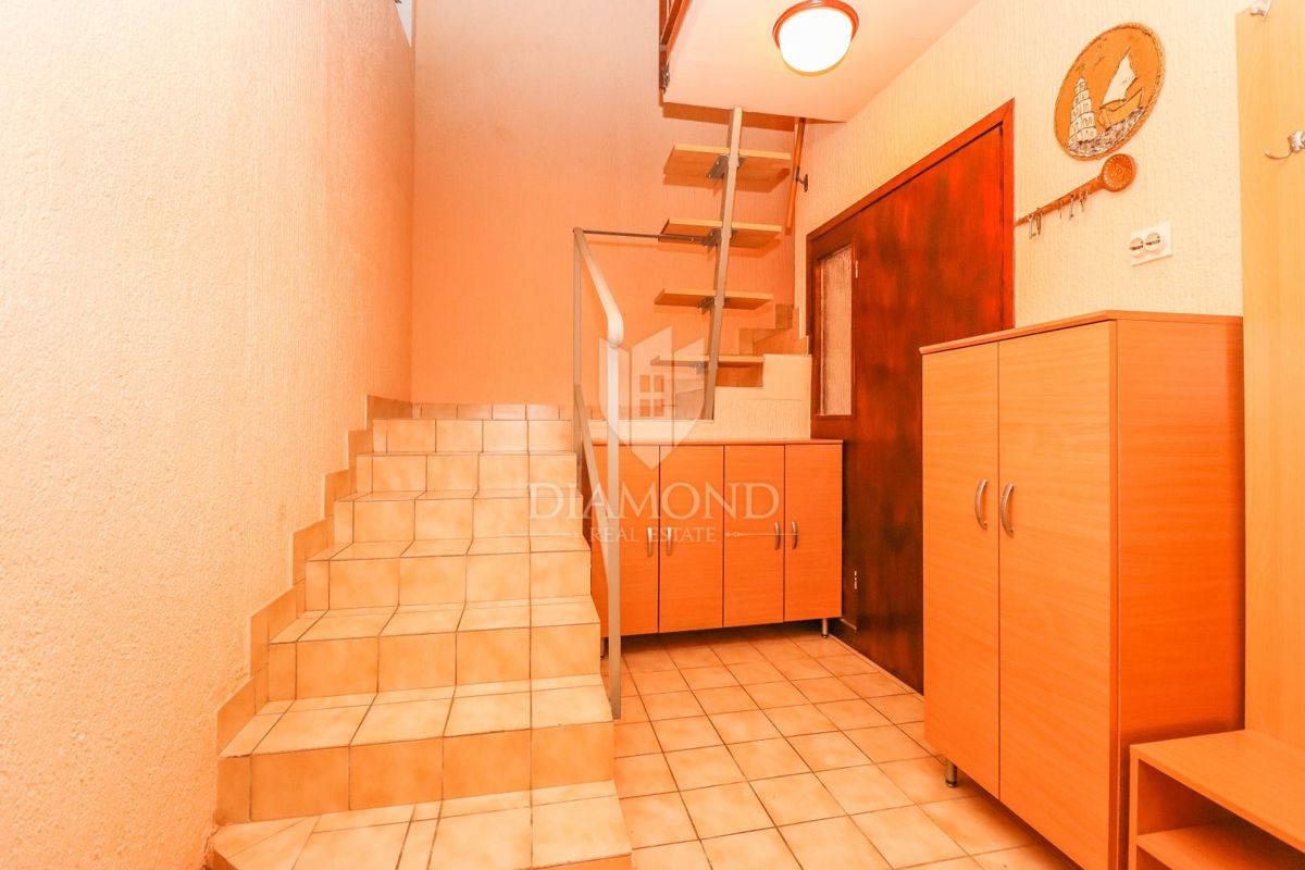 Casa vicino a Pola, ideale per viverci o da affittare.