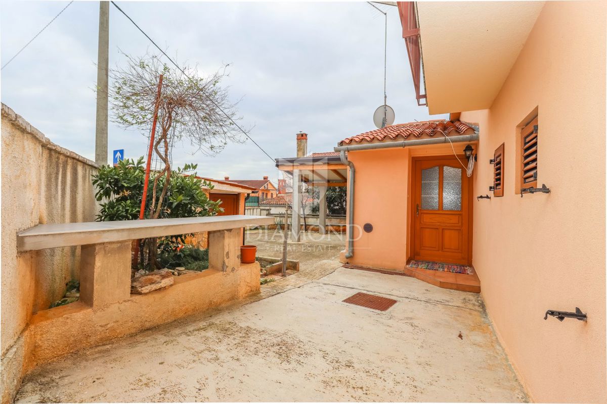 Casa vicino a Pola, ideale per viverci o da affittare.