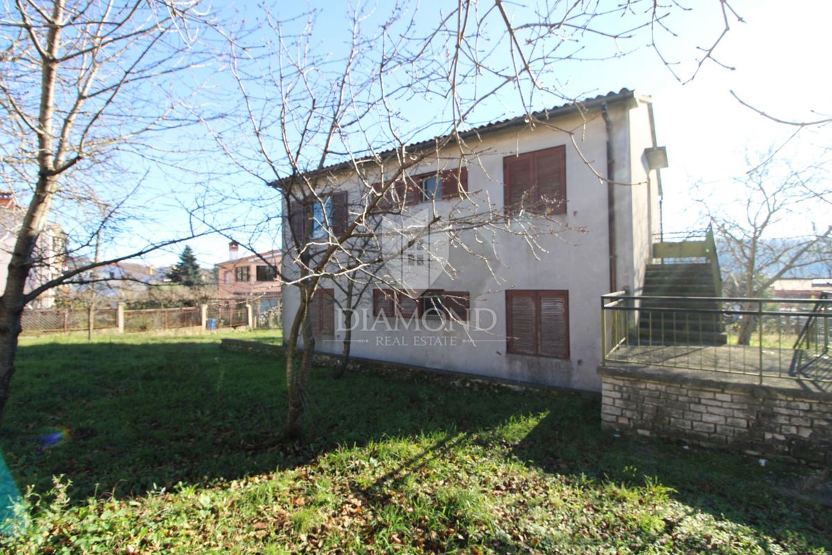 Casa da ristrutturare in ottima posizione a Labin