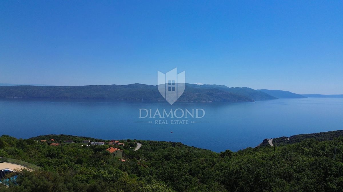 CASA IN PIETRA CON VISTA PANORAMICA SUL MARE