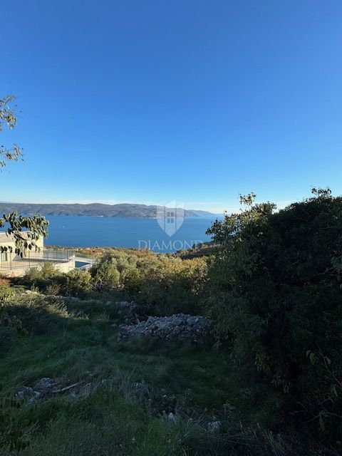 CASA IN PIETRA CON VISTA PANORAMICA SUL MARE