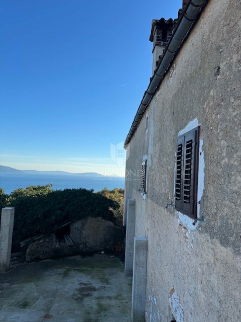 CASA IN PIETRA CON VISTA PANORAMICA SUL MARE
