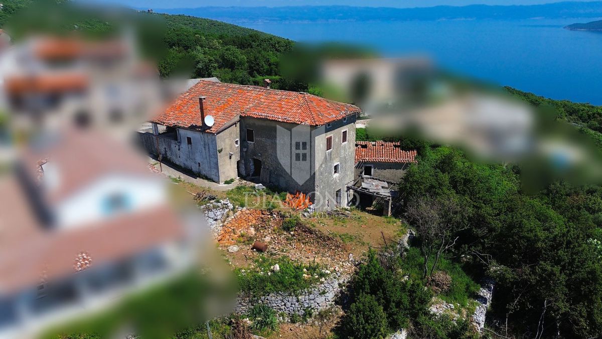 CASA IN PIETRA CON VISTA PANORAMICA SUL MARE