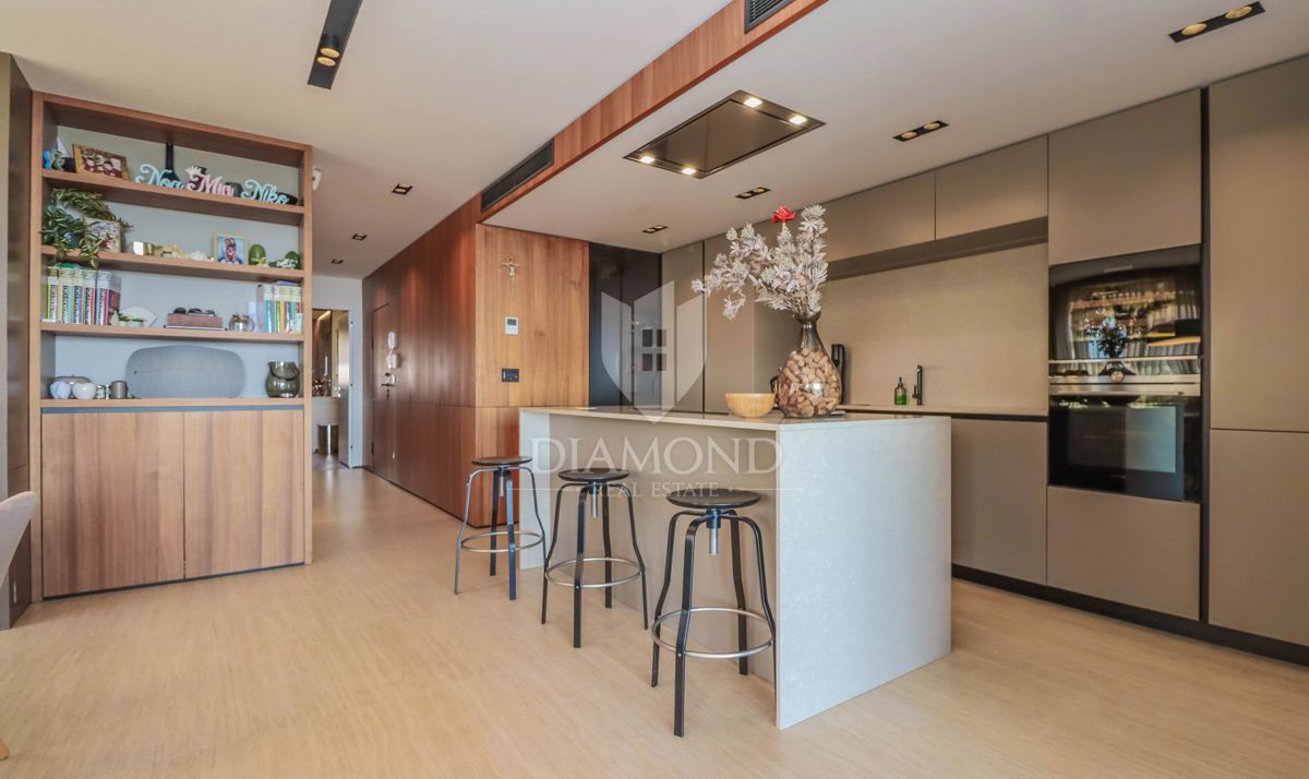 Cittanova, appartamento 120 m2 con vista panoramica sul mare!