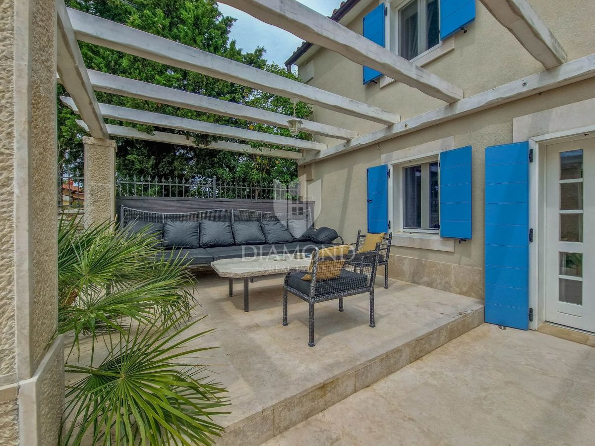 Zona di Umago, casa ristrutturata a 750 m dal mare!