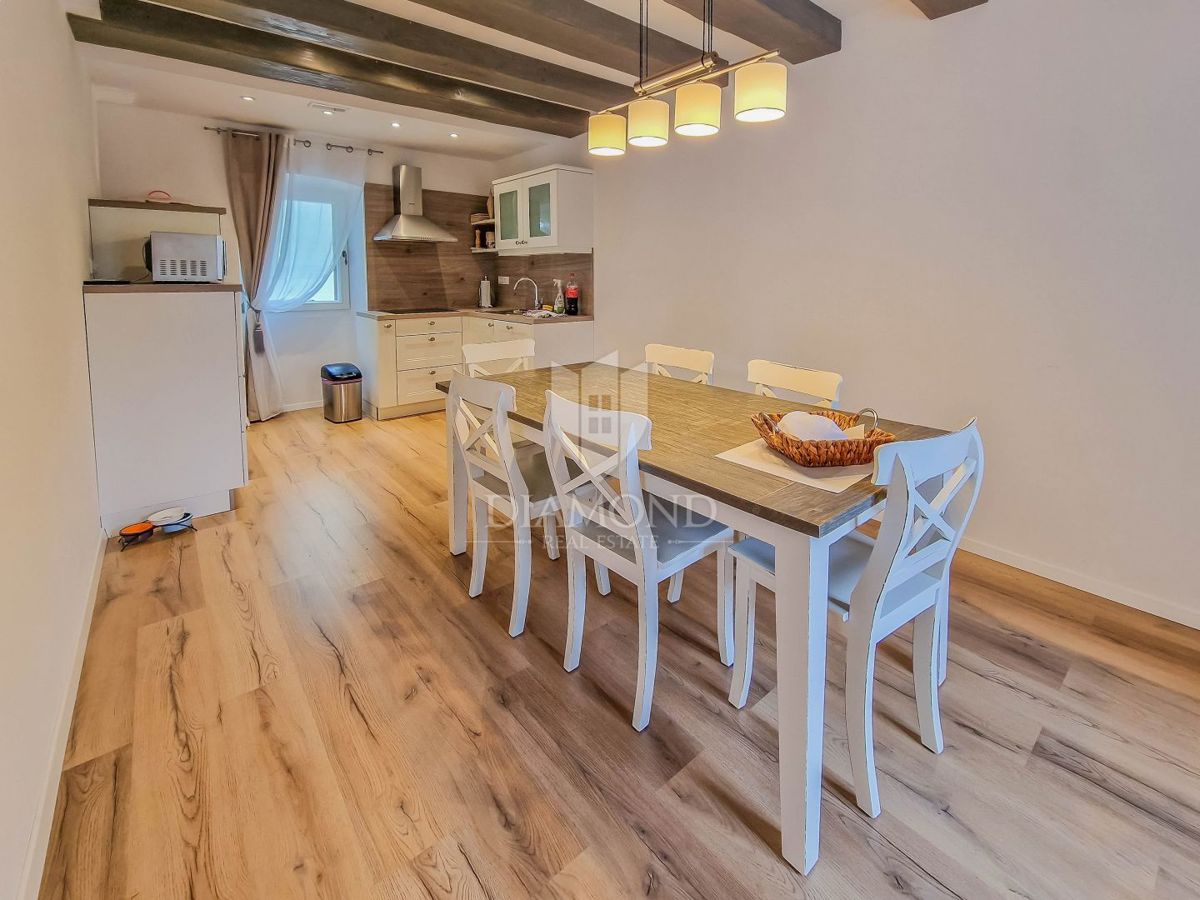 Zona di Umago, casa ristrutturata a 750 m dal mare!