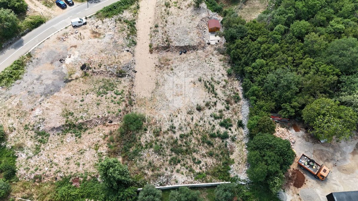 Terreno Žgombići, Malinska-Dubašnica, 1.304m2