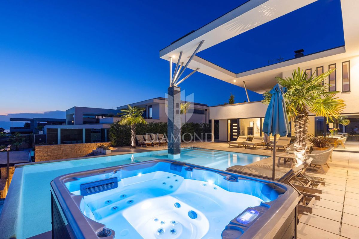 Isola di Krk villa di lusso con vista mare