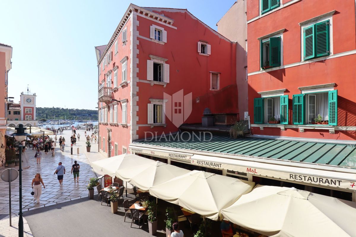 Rovigno, appartamento con due ingressi, vicino alla piazza principale