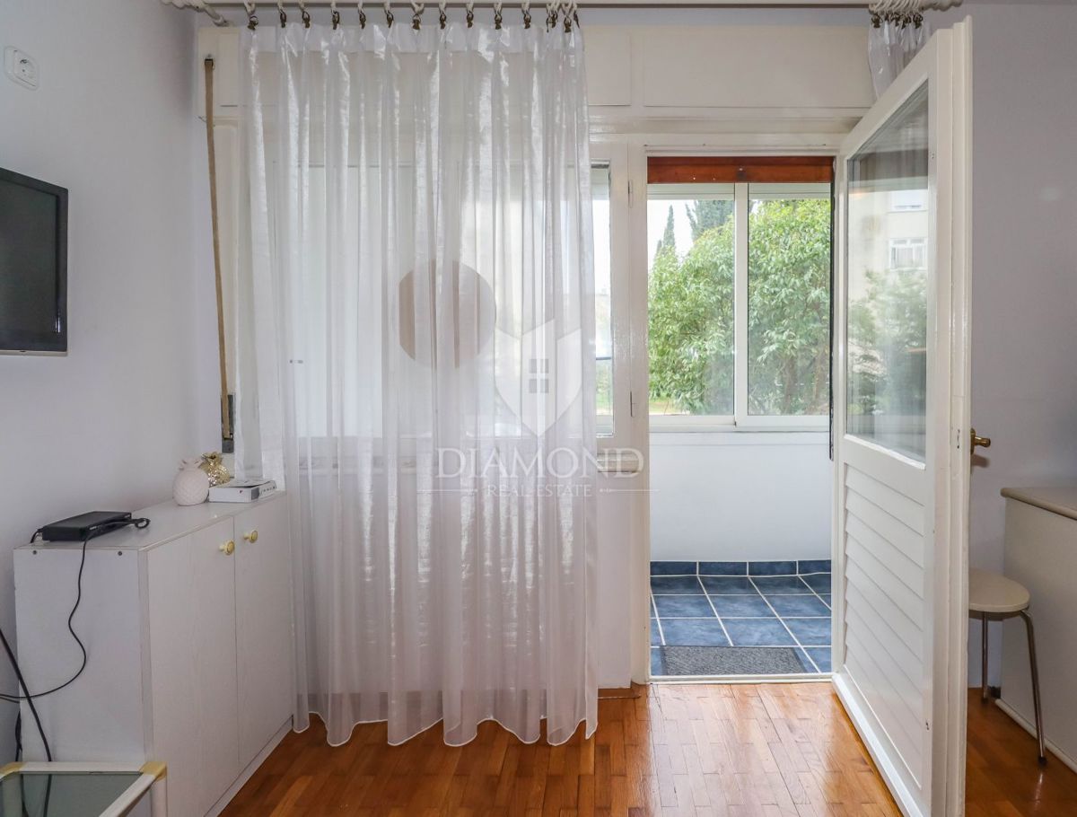 Rovigno, appartamento, parcheggio, ripostiglio!