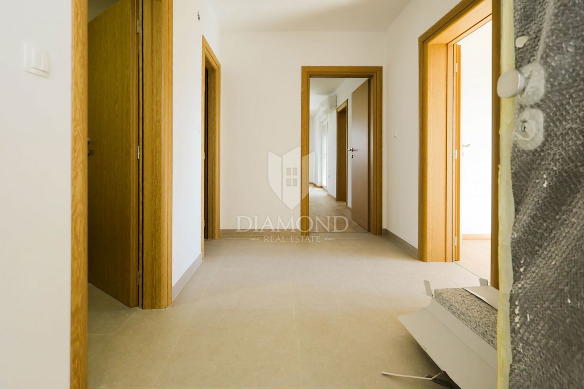 Appartamento Prozorje, Dugo Selo - Okolica, 75m2