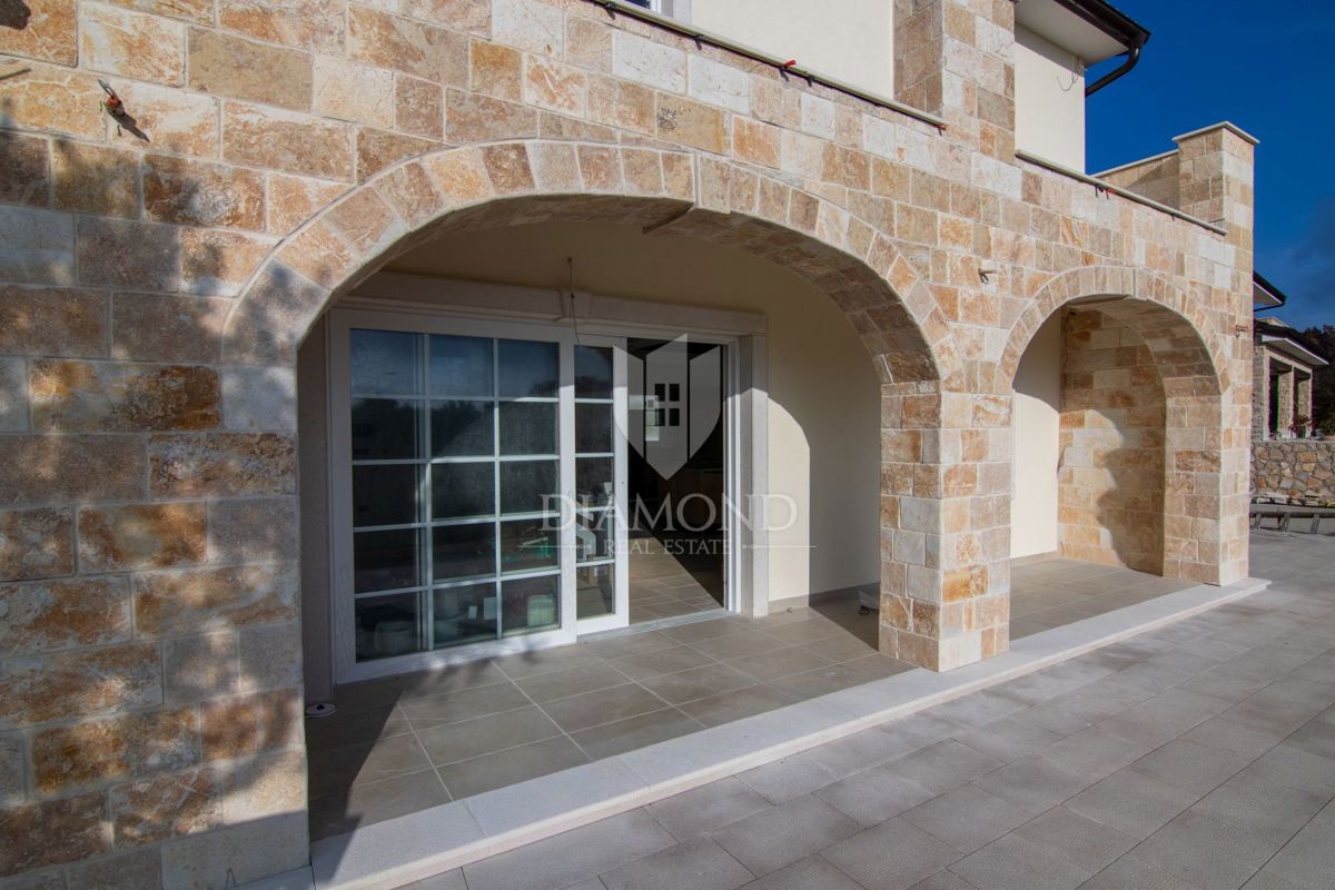 Krk, Villa con piscina, vista mare