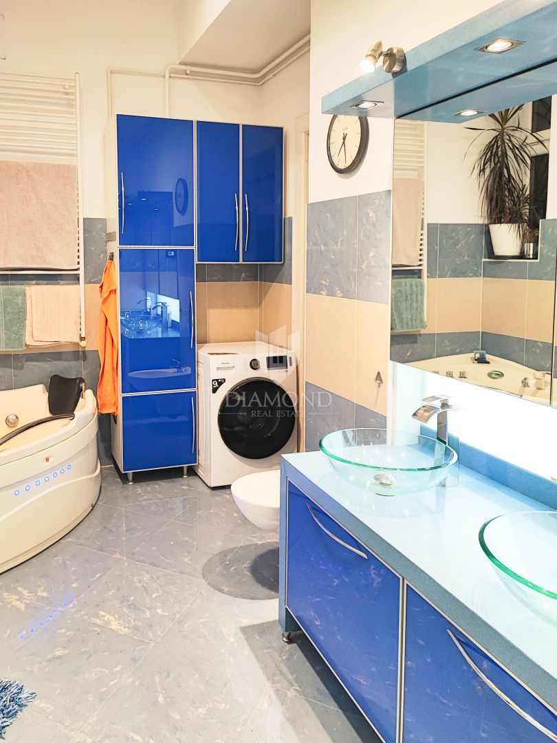 Zagabria, centro! Moderno appartamento con tre camere da letto!