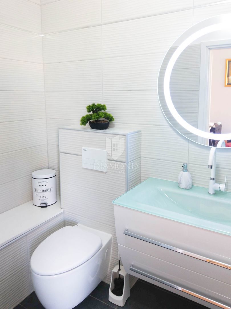 Zagabria, centro! Moderno appartamento con tre camere da letto!