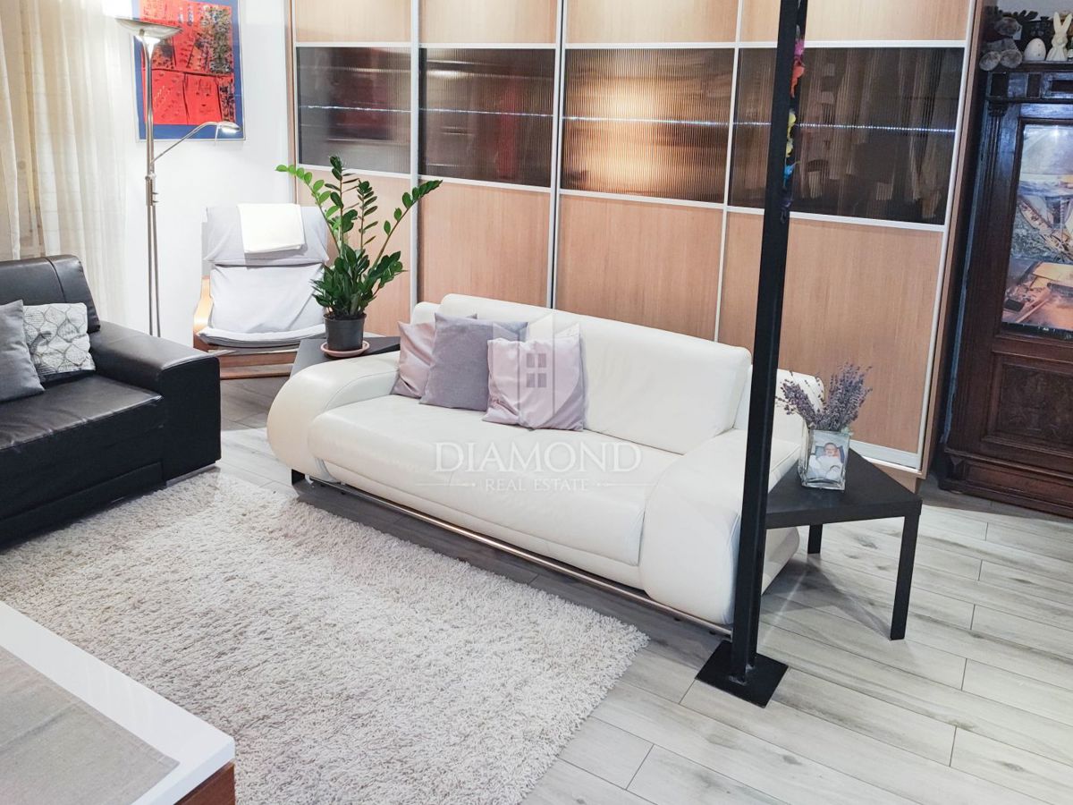 Zagabria, centro! Moderno appartamento con tre camere da letto!