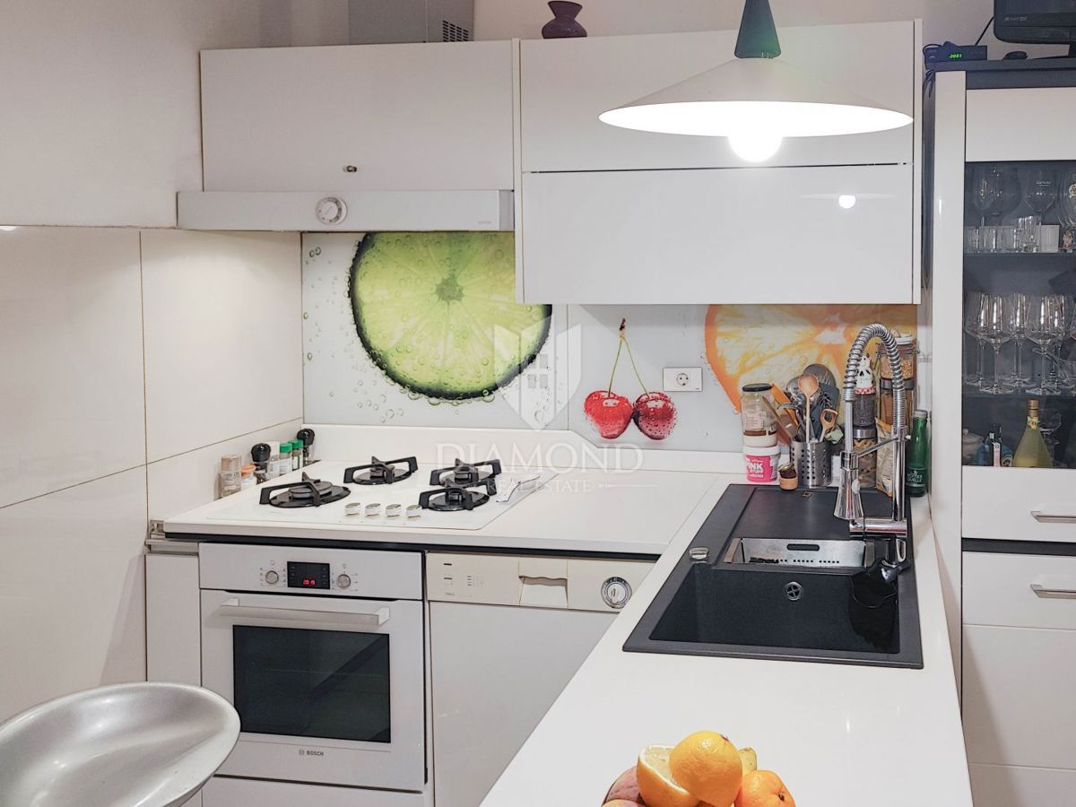 Zagabria, centro! Moderno appartamento con tre camere da letto!