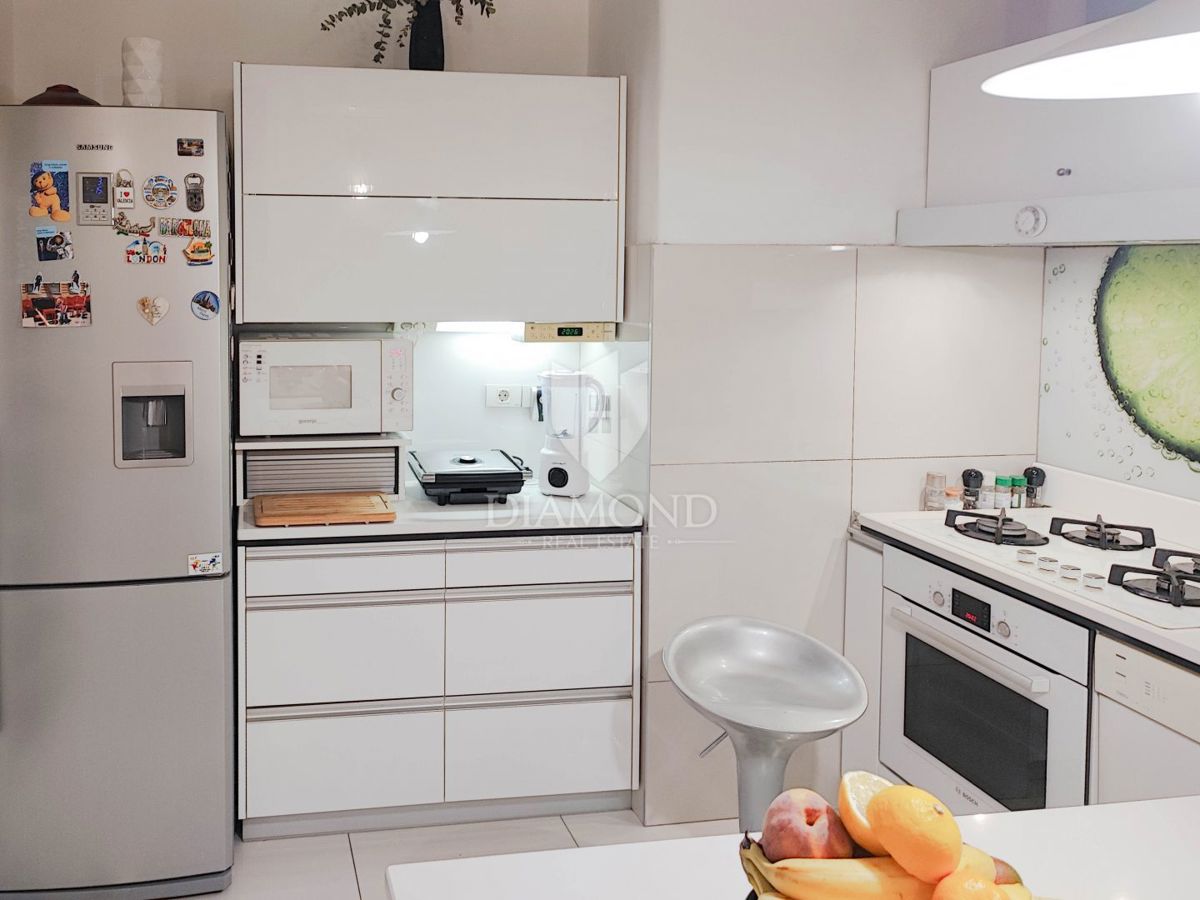 Zagabria, centro! Moderno appartamento con tre camere da letto!