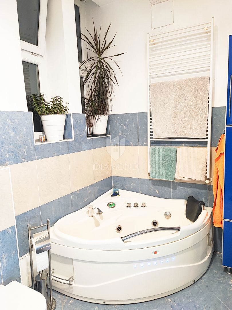 Zagabria, centro! Moderno appartamento con tre camere da letto!