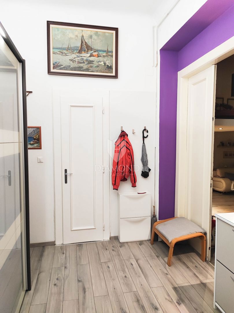 Zagabria, centro! Moderno appartamento con tre camere da letto!