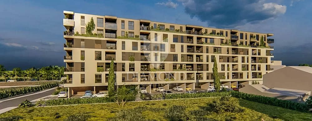 Bellissimo appartamento in un nuovo edificio con ascensore, Pola!