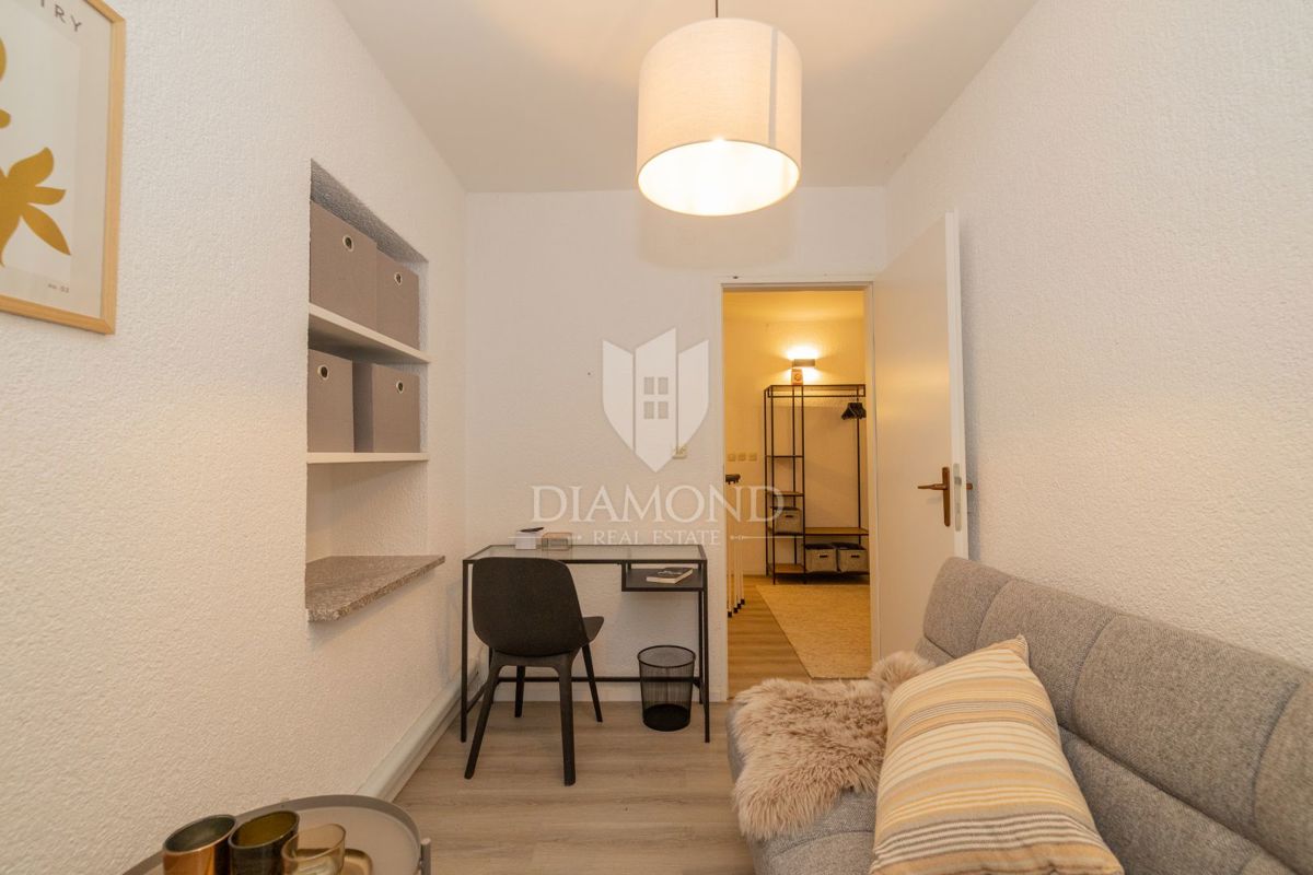 Appartamento in centro, tre camere da letto, terrazza, ripostiglio